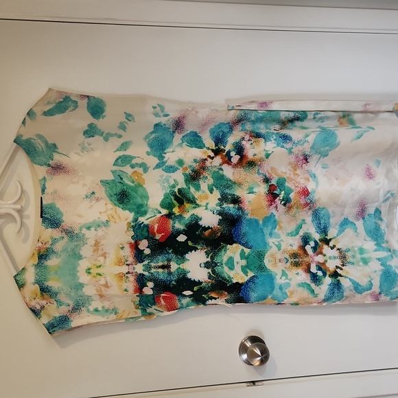 Floral print dress - Picture 2 of 8